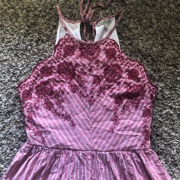 Dress - Picture 3 of 6